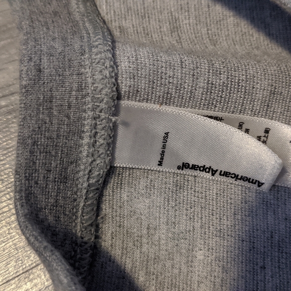 American Apparel Crop Top - Picture 2 of 3